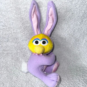 Vintage 2001 Fisher Price Easter Big Bird Bunny Suit Plush Basket Clip Hugger
